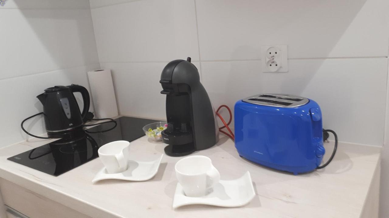 Apartamenty Centrum Mala Dwojeczka Blekitna Panoramiczna Balkonem Promenada Kielce Buitenkant foto