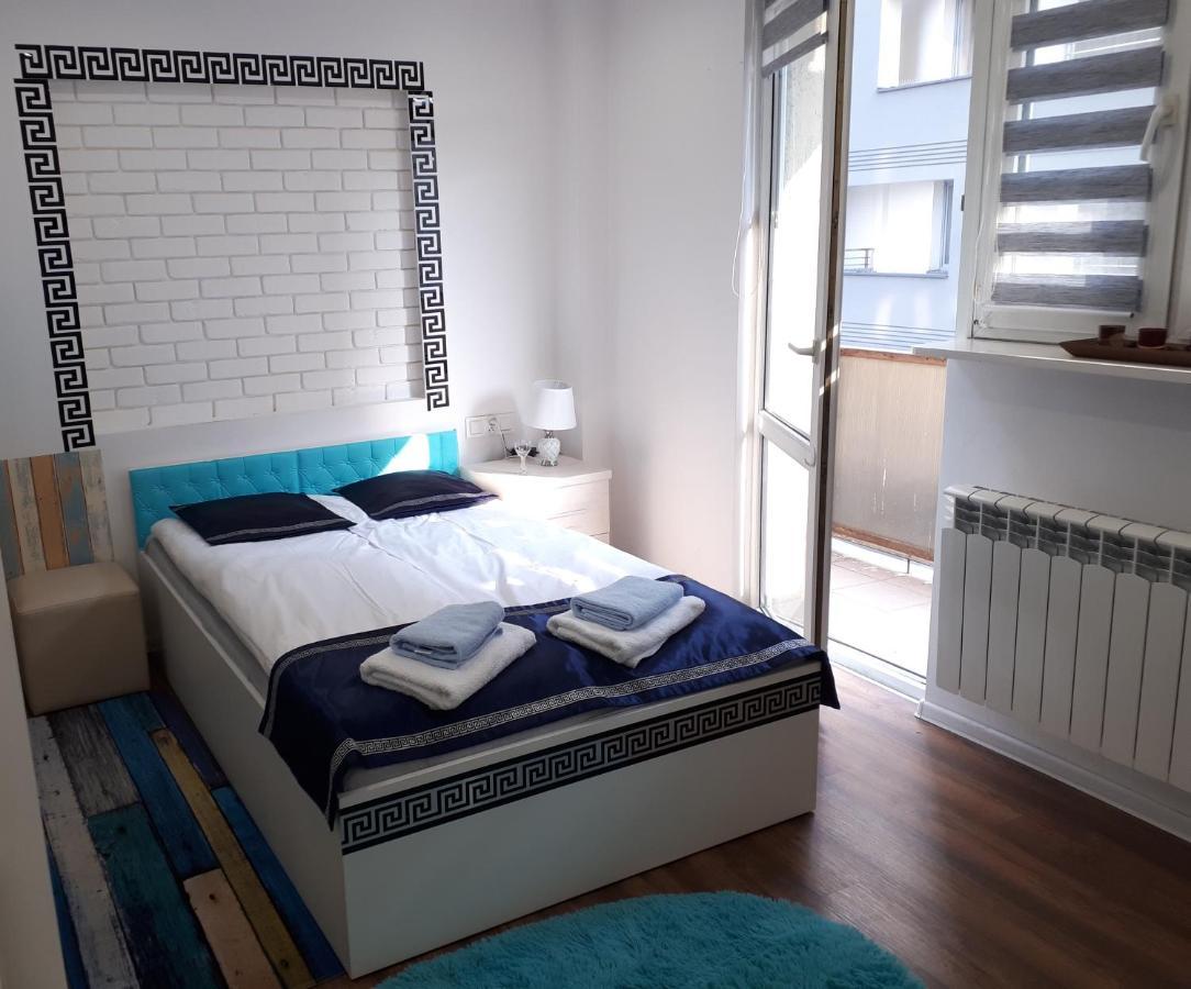 Apartamenty Centrum Mala Dwojeczka Blekitna Panoramiczna Balkonem Promenada Kielce Buitenkant foto