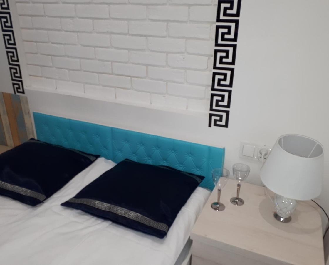 Apartamenty Centrum Mala Dwojeczka Blekitna Panoramiczna Balkonem Promenada Kielce Buitenkant foto